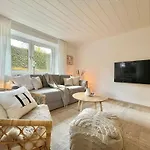 Stadt-oase - Kliniken- Bali-t- Gop- Parkplatz - Netflix By Interhome