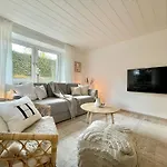 Lägenhet Stadt-oase - Kliniken- Bali-t- Gop- Parkplatz - Netflix By Interhome Bad Oeynhausen