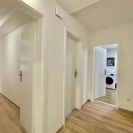 Stadt-oase - Kliniken- Bali-t- Gop- Parkplatz - Netflix By Interhome